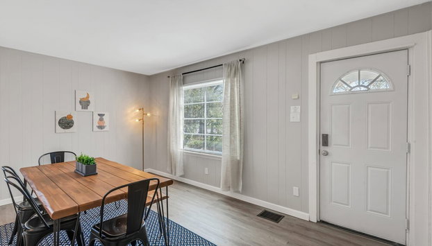 3 Blocks to Notre Dame 2 Bedroom 1 Bath Home 815 - Foto 3, Zimmer