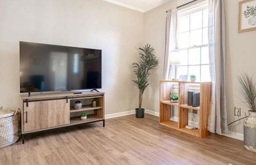 Serene on Sonning- Close to I-26- 20 Mins to Midtown - Foto 29