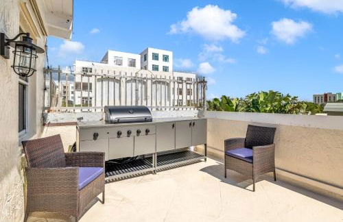 Gorgeous coastal PH with Large Private Terrace - Foto 25