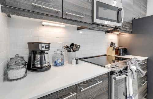 Near Disney and Legoland Spacious Poolside Oasis! - Foto 10