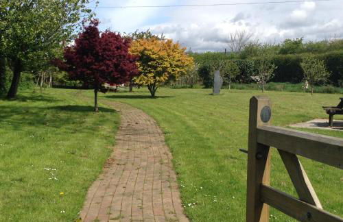 Tyncellar Farm Holiday Cottages - Photo 15