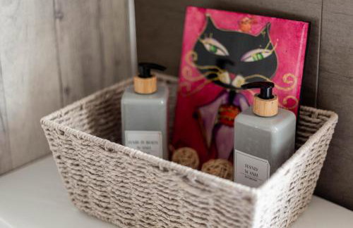 Cosy 2-BDR Apartment & 15 minutes to Edinburgh by train & Free Parking - Foto 27