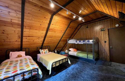 Groovy Cabin in the Woods - Foto 20