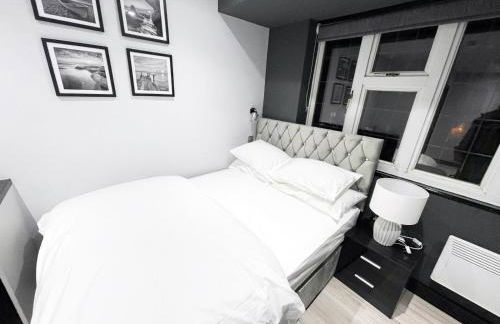 Private Family and Business Rooms Harrow Fast WiFi - Photo 28