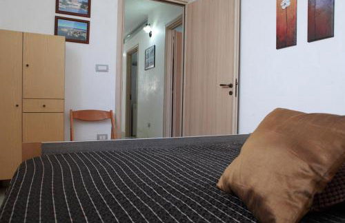 CASA FRONTE MARE POSTO ROSSO 8 POSTI LETTO - Foto 1