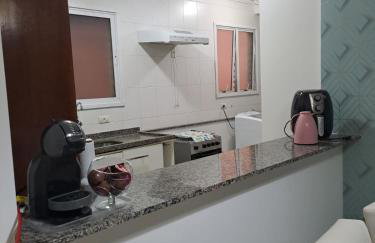 LINDO APARTAMENTO EM UBATUBA NA PRAIA DO ITAGUA, SAUNA, PISCINA, WI-FI, AR CONDICIONADO, 2 VAGAS DE ESTACIONAMENTO e BELA VISTA DA SACADA - Foto 18