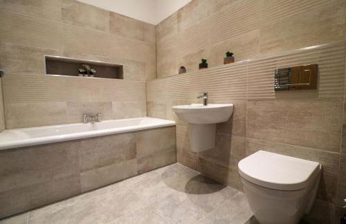 Northumberland Luxury Stays - The Newland - Photo 43