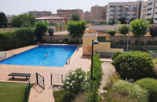 Piso centro de Granada junto al metro - Foto 15