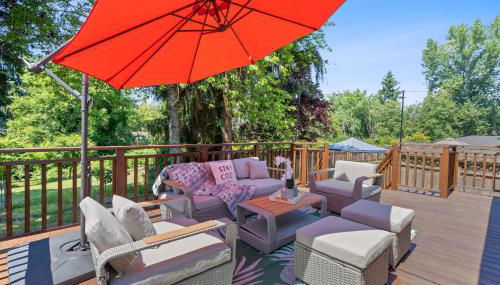 Chic Kirkland Home Overlooking Windsor Vista Park - Photo 5