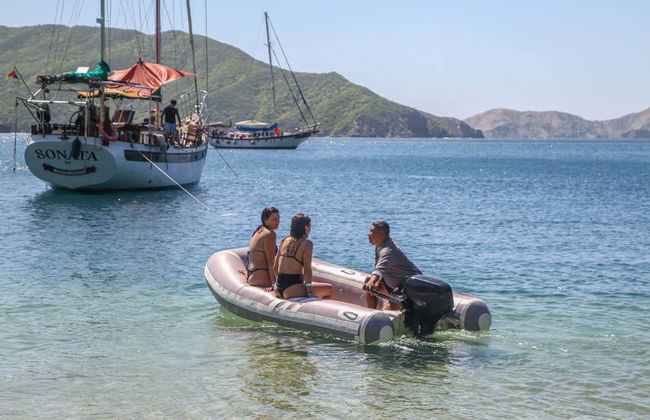 Sailing in Concha Bay - Photo 10