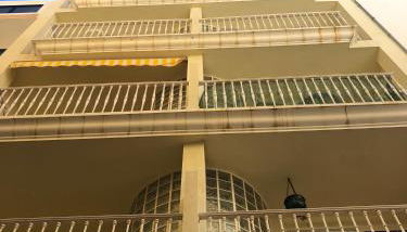 Apartamentos El Faro - Foto 2