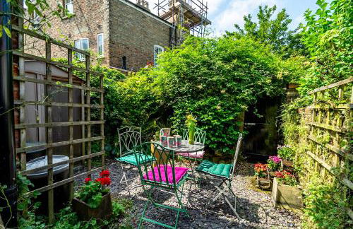 Northern Flowerhouse - Photo 7