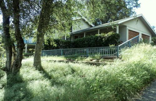 Charming Downstairs Unit - Foto 28