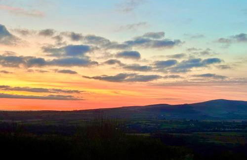 Rural Cottage, 3 beds, 3 bath,LOG BURNER, HOT TUB, with Cymru Holidays - Foto 16