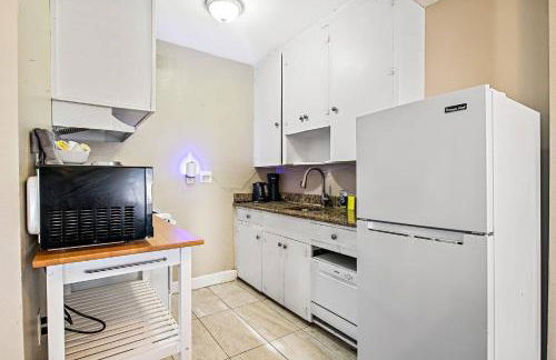 Large Top Floor Lookout (Pet-friendly) King 1 Bed - Foto 20