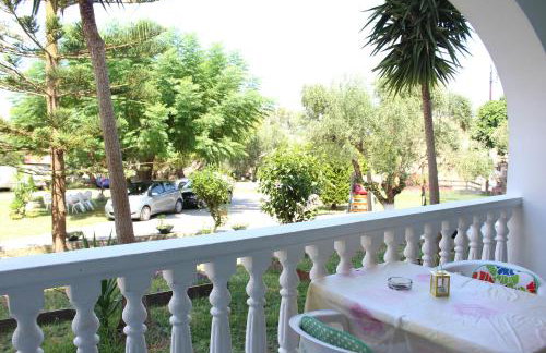 Smile's Studios - Photo 29