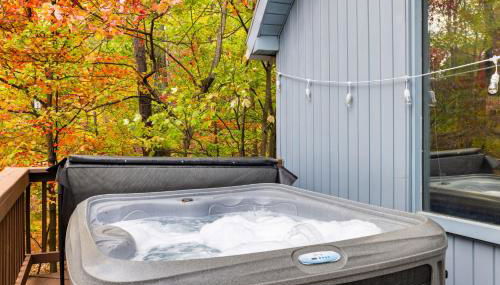 Wooded Chalet w Hot Tub & Indoor Pool, Gym Access - Foto 3