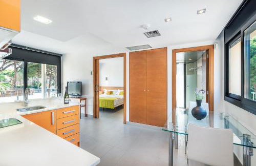 Aparthotel Las Palmeras Castelldefels - Photo 5