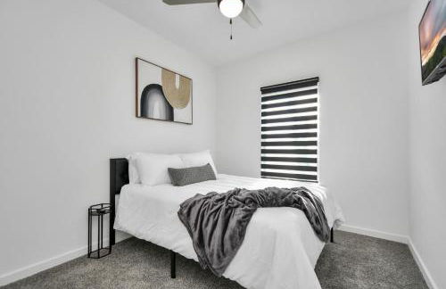 NEW! Grand Luxé Retreat - Modern Luxury - Free Parking - Near Med Center & NRG - Foto 13