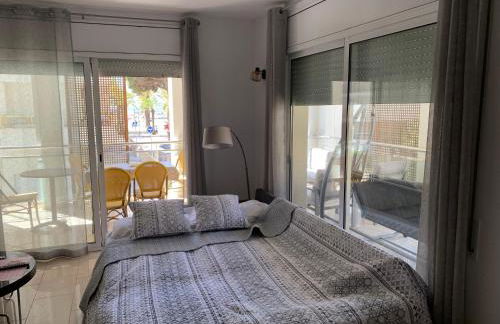 SOLIMAR 10 SALOU Solo FAMILIAS con Parking y piscina - Foto 79