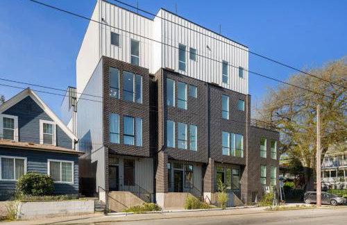 Squire - Prime Location with View & Parking - Foto 8