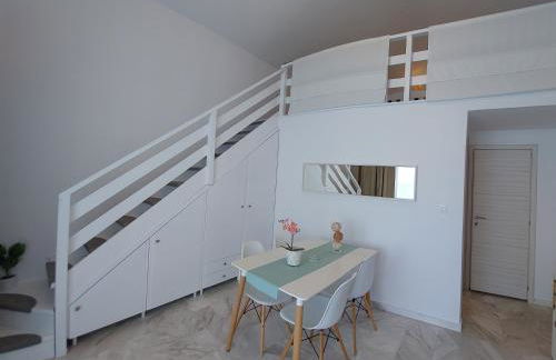 Nefeli Seaside Apartment Elegant Stay Near the Beach - Foto 13