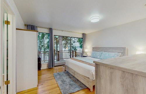 On Misty Tides - Foto 12