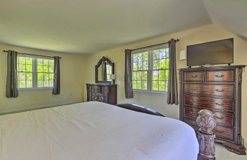 Cape Cod Home with Game Room - 3 Mi From Mayflower! - Foto 25
