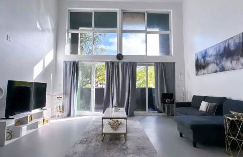 Beautiful Loft in Little Italy SD with Parking - Foto 15