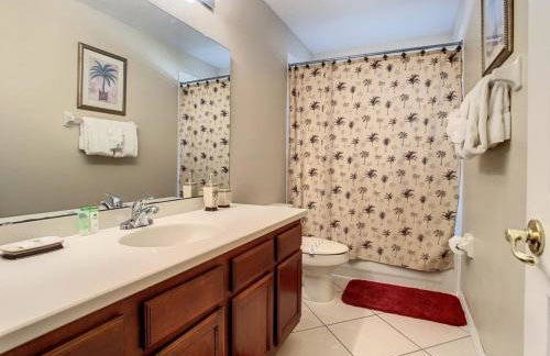 Fantastic 7 Bed 6 Bath in Prestigious Gated Comm, villa - Foto 30