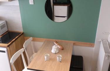 Charmant logement Guidel Plage, vue mer, piscine chauffée, avec une chambre - Foto 3