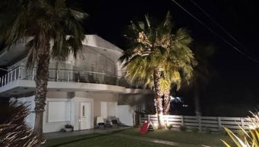 Cozy beach home in Faros, Raches - Foto 2