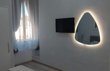 Alloggio Turistico Sea Port - Next to the Cruise Ship Free Shuttle Terminal - Foto 6