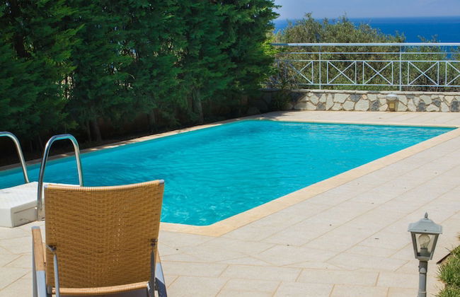 Corinthian Residence - Photo 31