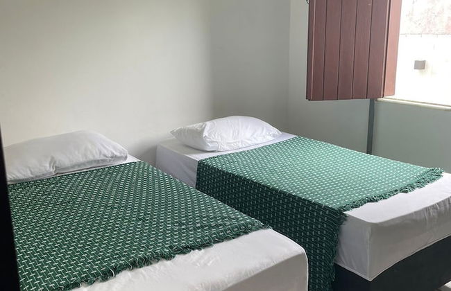 Quarto com 2 camas de solteiros - Photo 1