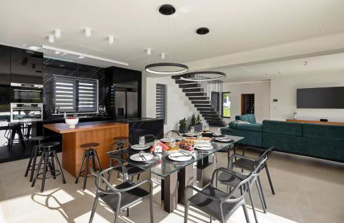 Villa Nella Foresta with private 66sqm heated pool, Whirlpool, Tennis court, Gym, Billiards, 4 en-suite bedrooms - Foto 19