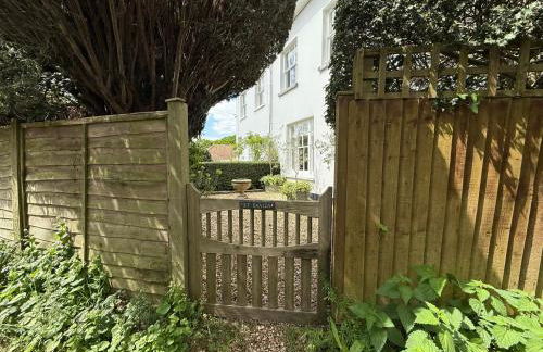 Tranquil Seaside Cottage by NewFo - Photo 72