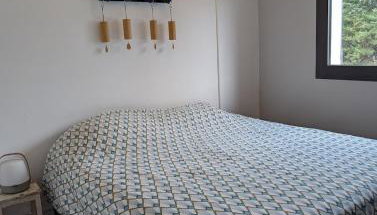 House surrounded by nature - Foto 2