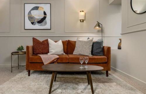 Kilted Quarter by The Wallace Monument - Photo 6