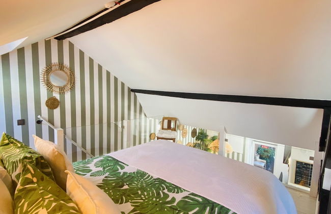 Studios with Mezzanine Rua da Moeda - Foto 13