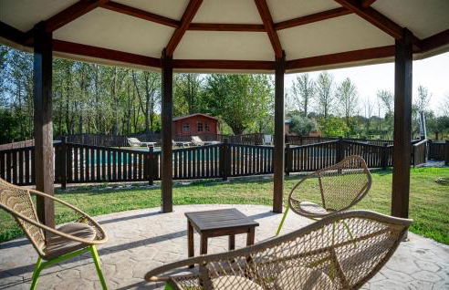 6 Bedroom Beautiful Home In Treia - Foto 18