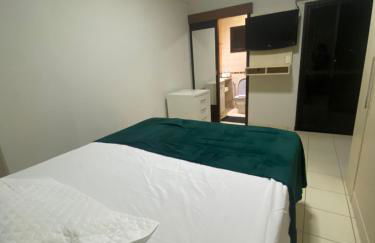 Flat muito bem localizado - Foto 6