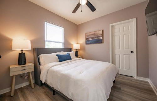 Mins to Downtown 2 King Beds Free Parking Family Friendly - Foto 22