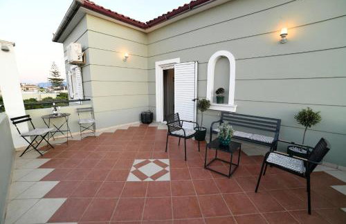 Corinthian Green Villa - Photo 40