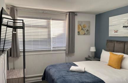 The Avenue - Photo 7