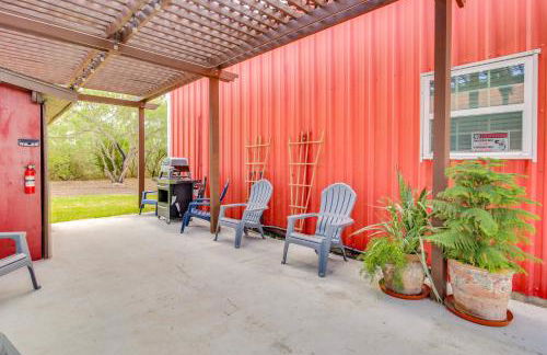 Classy San Benito Vacation Rental with Chiminea! - Foto 20
