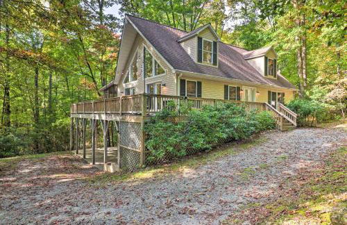 2 Mi to Sapphire Resort Home with Hot Tub and Games! - Foto 33