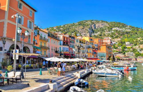 VILLA DES PERGOLAS -6 Bdrs - 5 bathrs -Parking -Jardin -JACUZZI -TRAMstation , 10 min beach - Foto 33