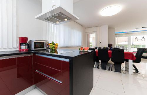 Vila Zatona Sunset with heated swimming pool - Photo 13