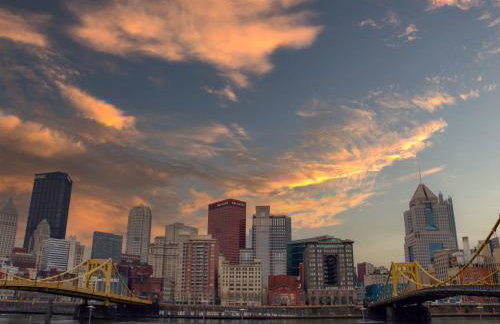 Refined Studio New Construction 1 Mile From Town - Foto 22